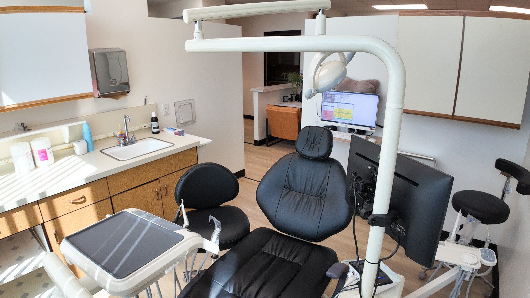 Dentist in Riverpark